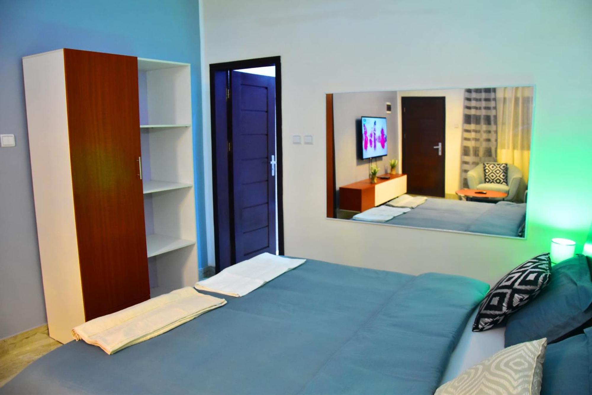 Gilles Golden Palace Abomey-Calavi Ngoại thất bức ảnh