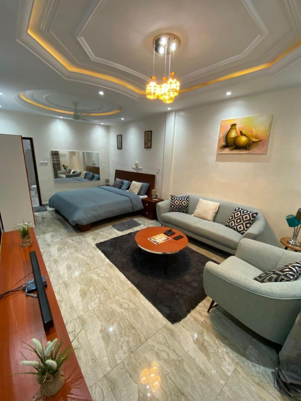 Gilles Golden Palace Abomey-Calavi Ngoại thất bức ảnh